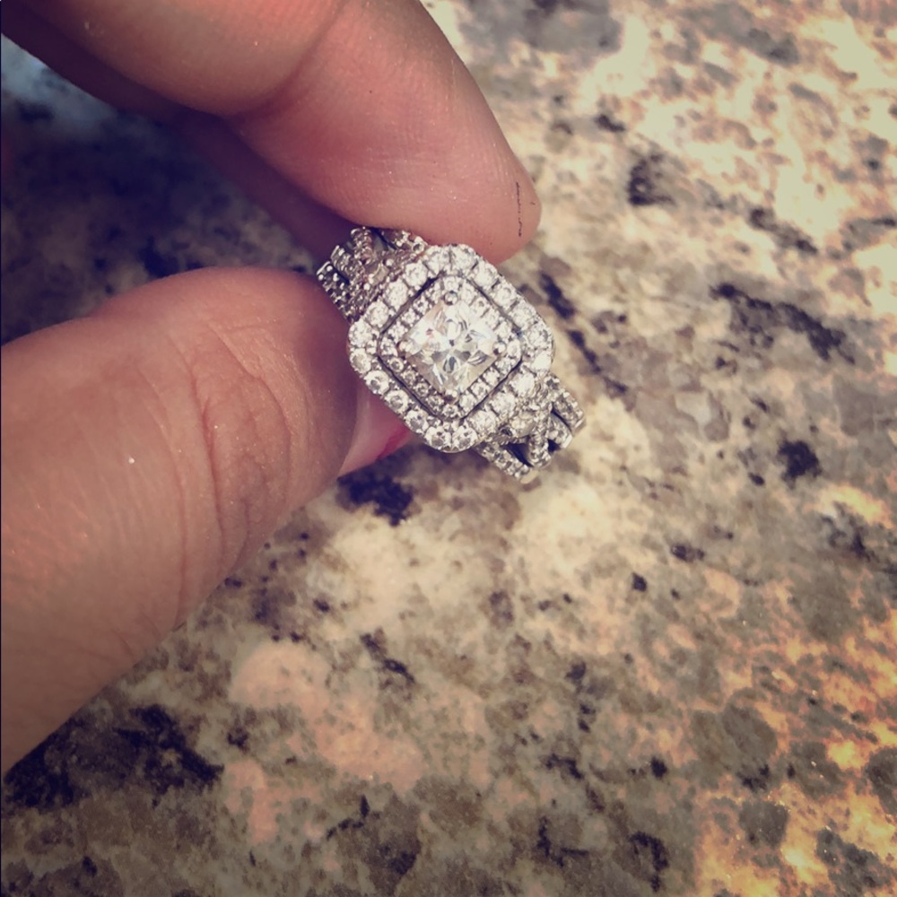 1 ct total weight wedding ring/engagement ring